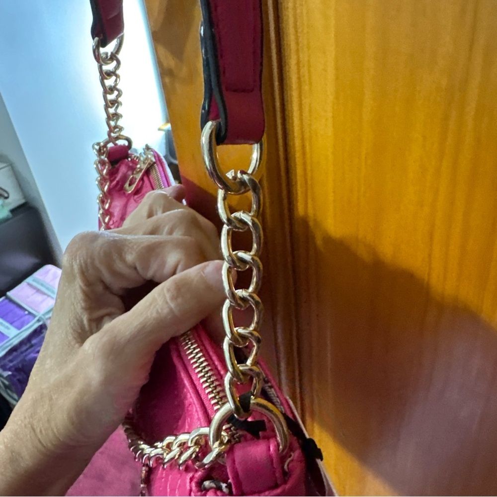 Juicy Couture Pink FlashNot Your Babe  Shoulder Bag with Gold Chain. With Charms - Picture 8 of 13